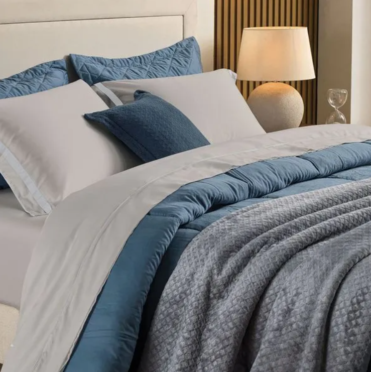 Jogo de Cama 300 Fios 100% Algodão Lara Prata/Branco - Image 2