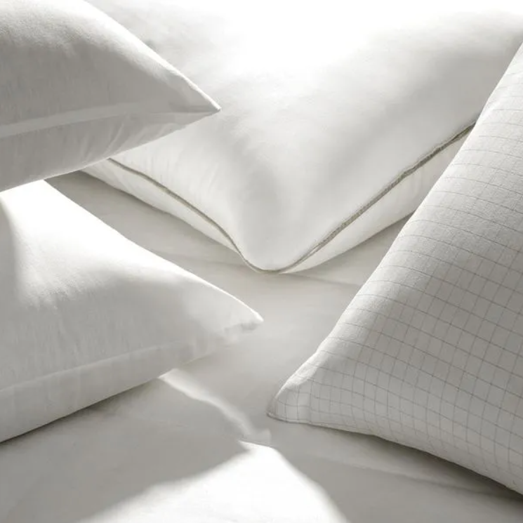 Travesseiro Toque de Pluma Seu Sono nas Nuvens 50x70 cm - Image 2